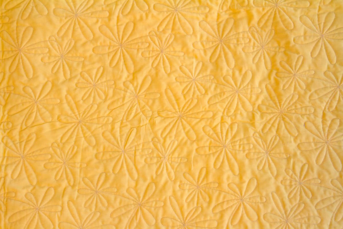 Daisy-Blankets-5-fabric-collection-maureen-cracknell