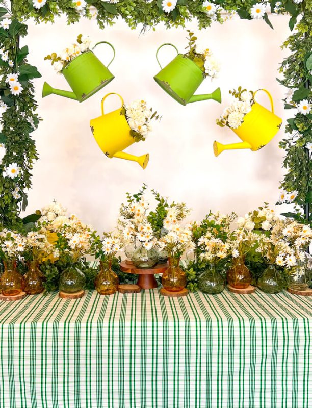 Daisy-Tablecloth-fabric-collection-maureen-cracknell
