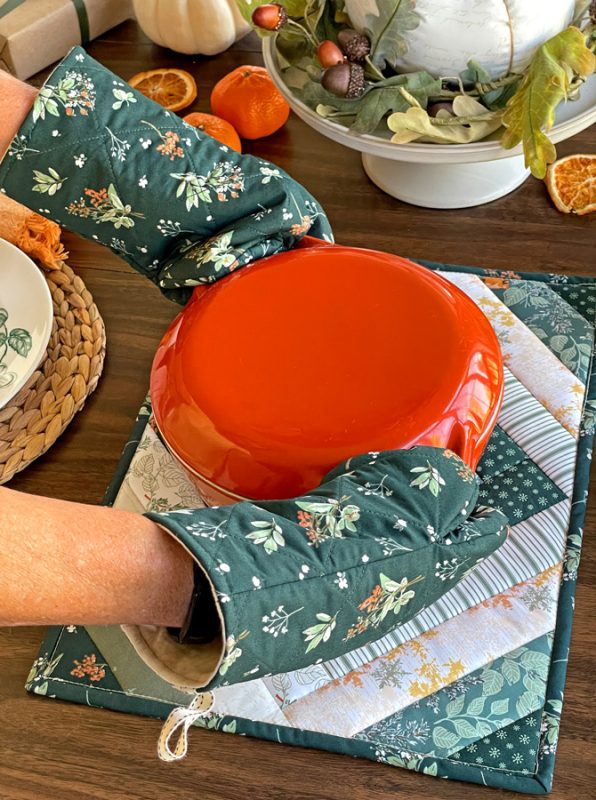 Juniper_Oven-Mitts-16