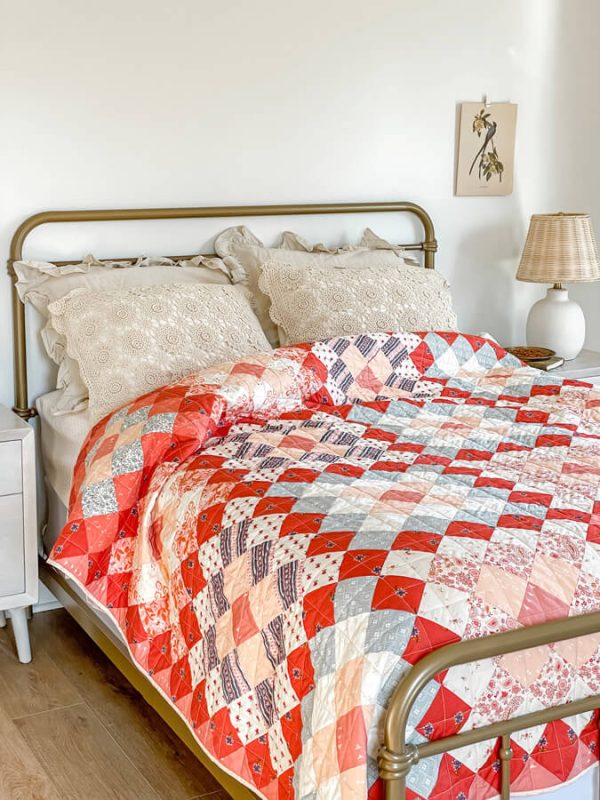 Kindred-Rickrack-Quilt_2-fabric-collection-sharon-holland