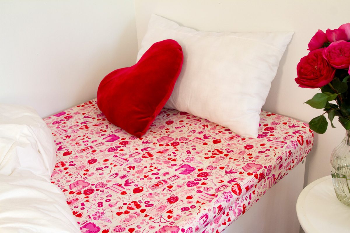 Love-Struck-Bedding-4