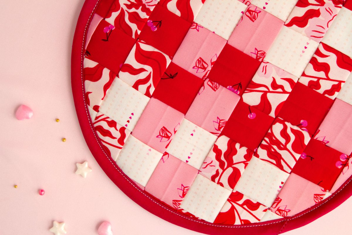 Love-Struck-Pot-Holders-4