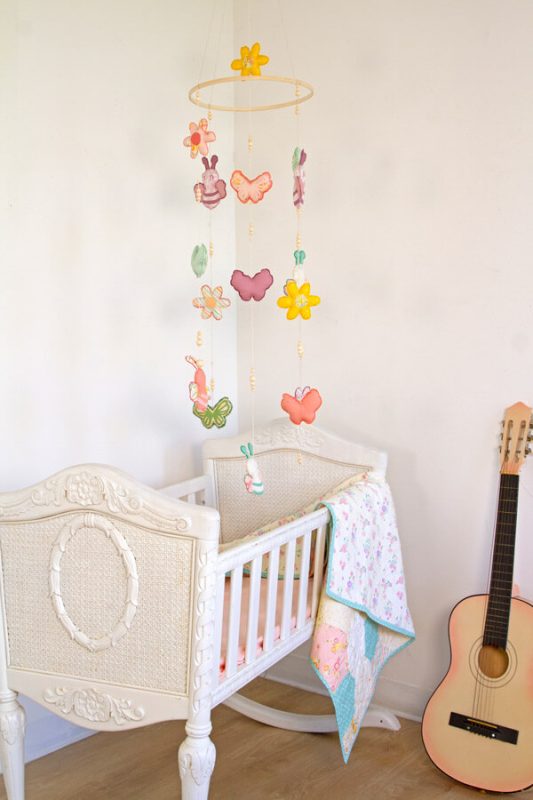 Lullabee-Mobile-3-fabric-collection-patty-basemi