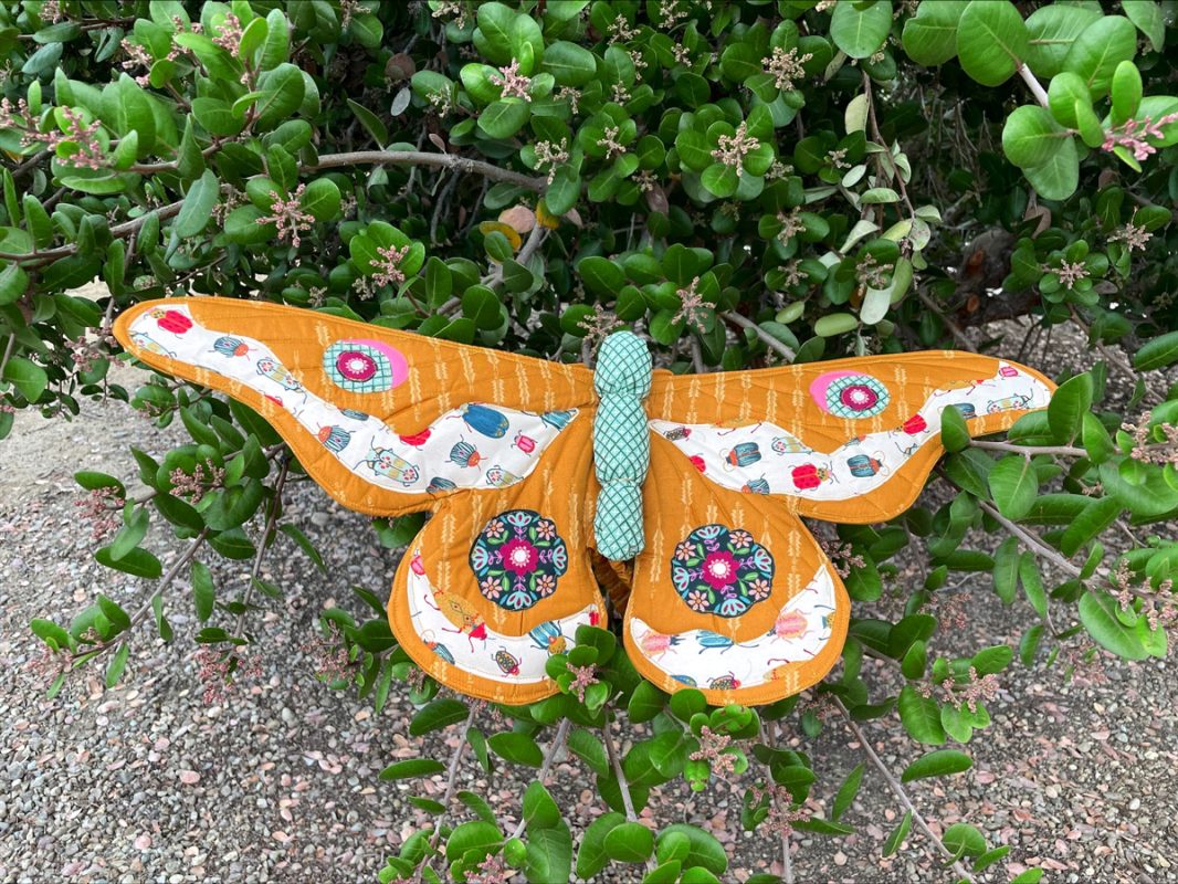 Maven-Carol-bright-5-fabric-collection-maureen-cracknell