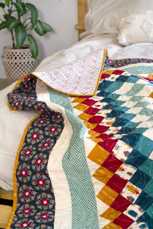 Maven-Free-Quilt-6-fabric-collection-maureen-cracknell