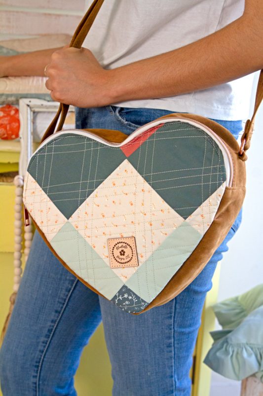 Road-to-Round-Top-Heart-Bag-2