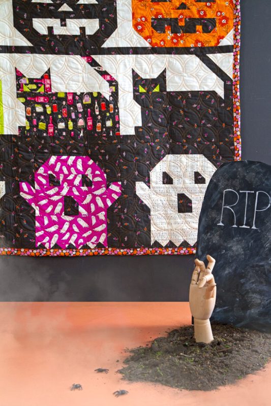 Spooky-n-Witchy-Quilt-2-2-fabric-collection-agfstudio