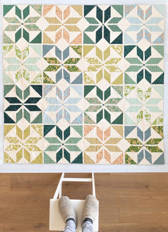 Suzy-Holiday-Party-1-fabric-collection-suzy-quilts