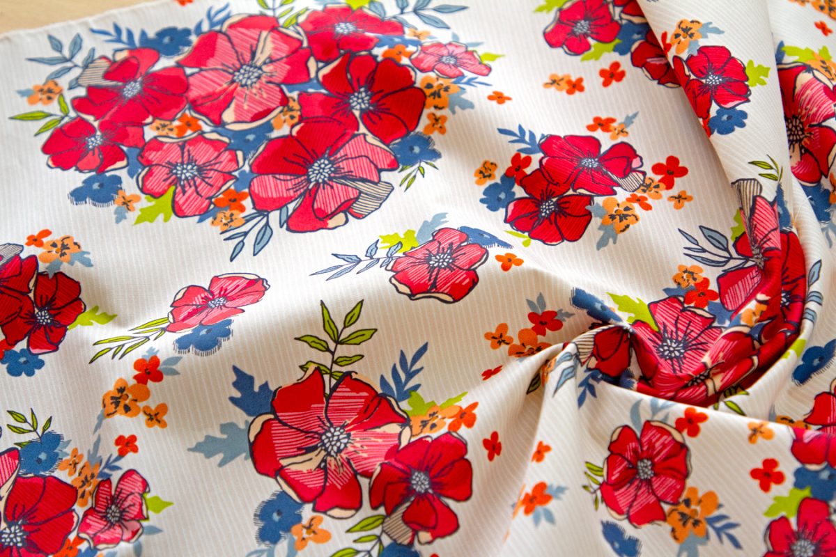 The-Flower-Fields-Fabric-16-fabric-collection-maureen-cracknell
