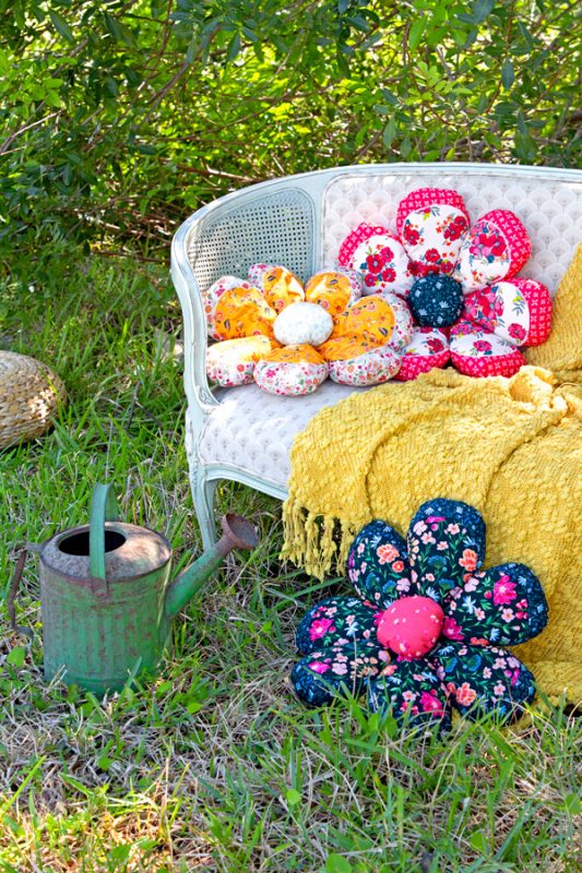 The-Flower-Fields-Flower-Pillows-1-fabric-collection-maureen-cracknell