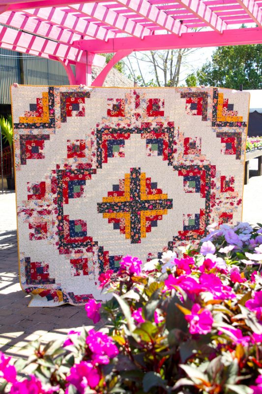 The-Flower-Fields-Free-Quilt-3-fabric-collection-maureen-cracknell