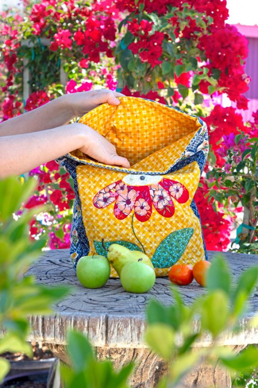 The-Flower-Fields-Lunch-Bag32-fabric-collection-maureen-cracknell
