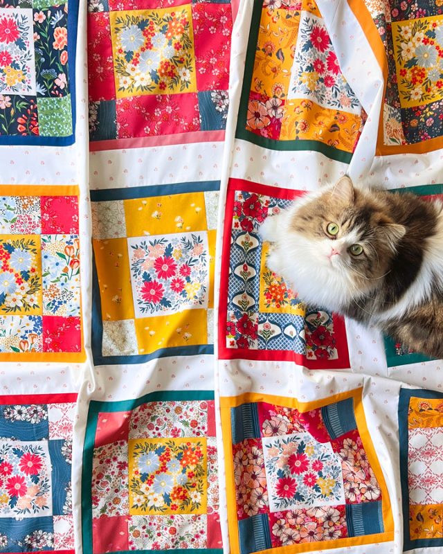 The Flower Fields Quilt-top-2-fabric-collection-maureen-cracknell