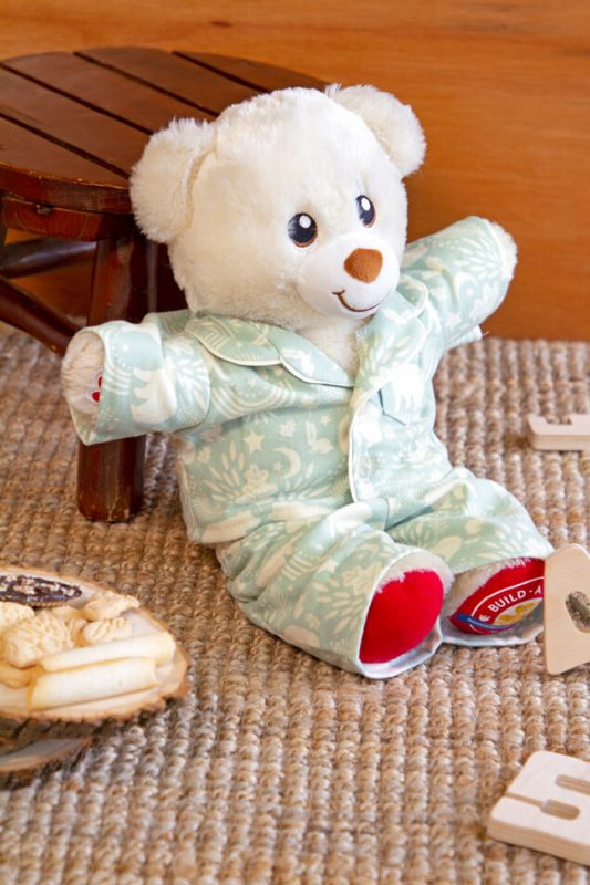Timberline-Bear-Clothes-1-Fabric-collection-Jessica-Swift
