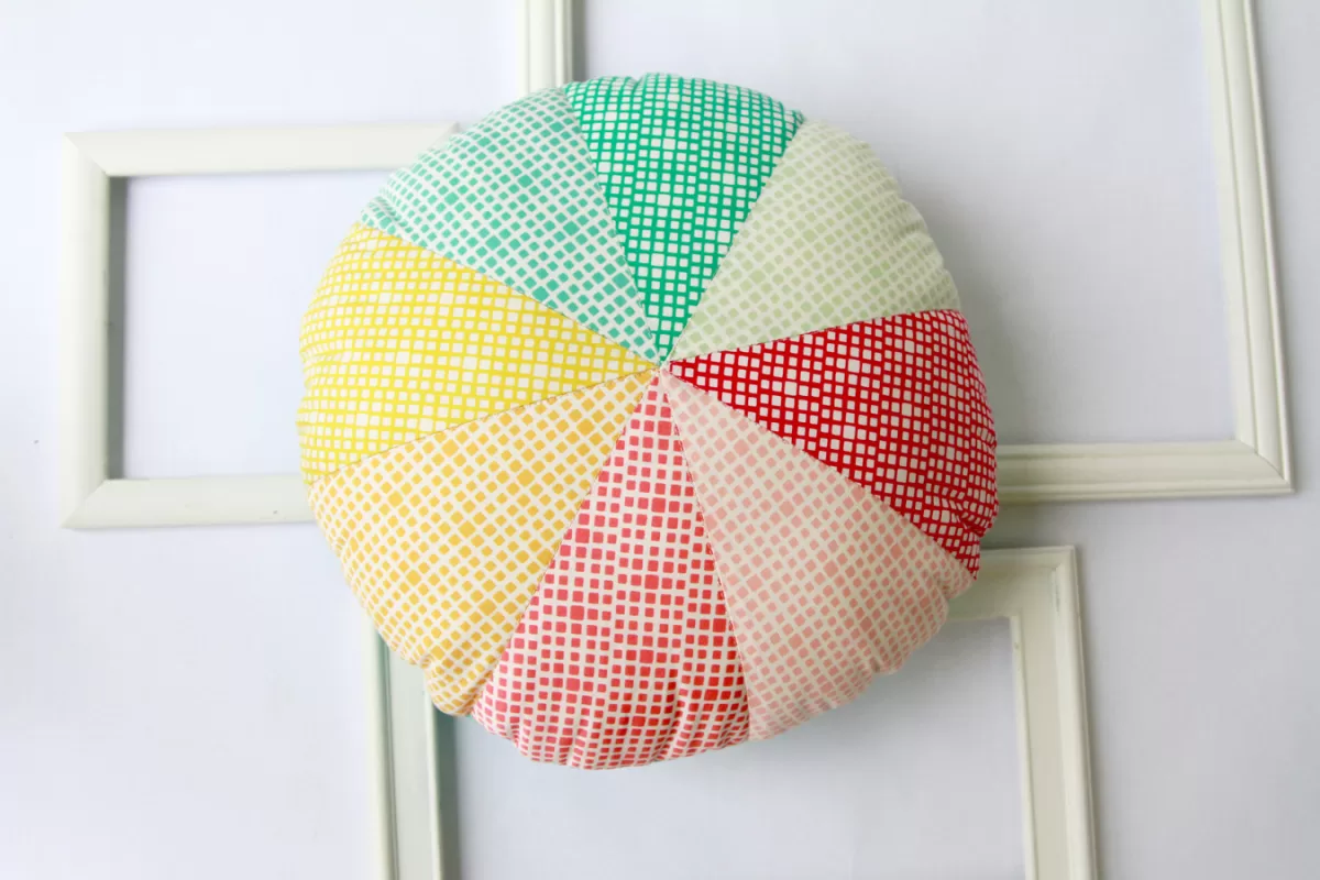 SquaredElements_pillow_2